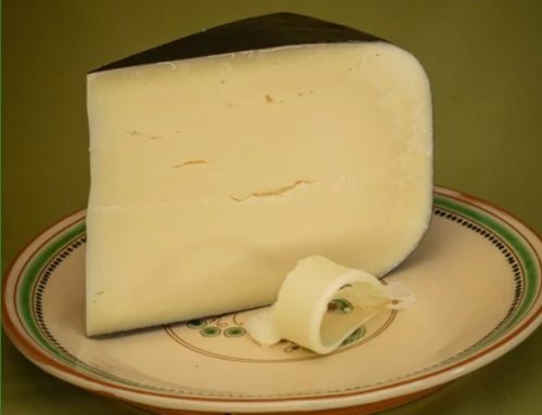 Érlelt félkemény sajt, natur, bio, Virágoskút (darabolt, 25-40 dkg/db) - 1 kg